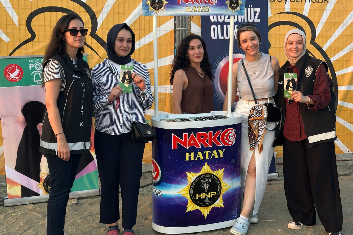 Arsuz Milyon Fest'te UYUMA Bilgilendirmesi
