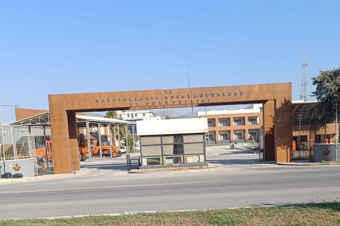 BAŞKAN ÖNTÜRK’TEN İSABETLİ KARAR: KARAYOLLARI BİNASI YERİNE BÜYÜKŞEHİR BELEDİYE