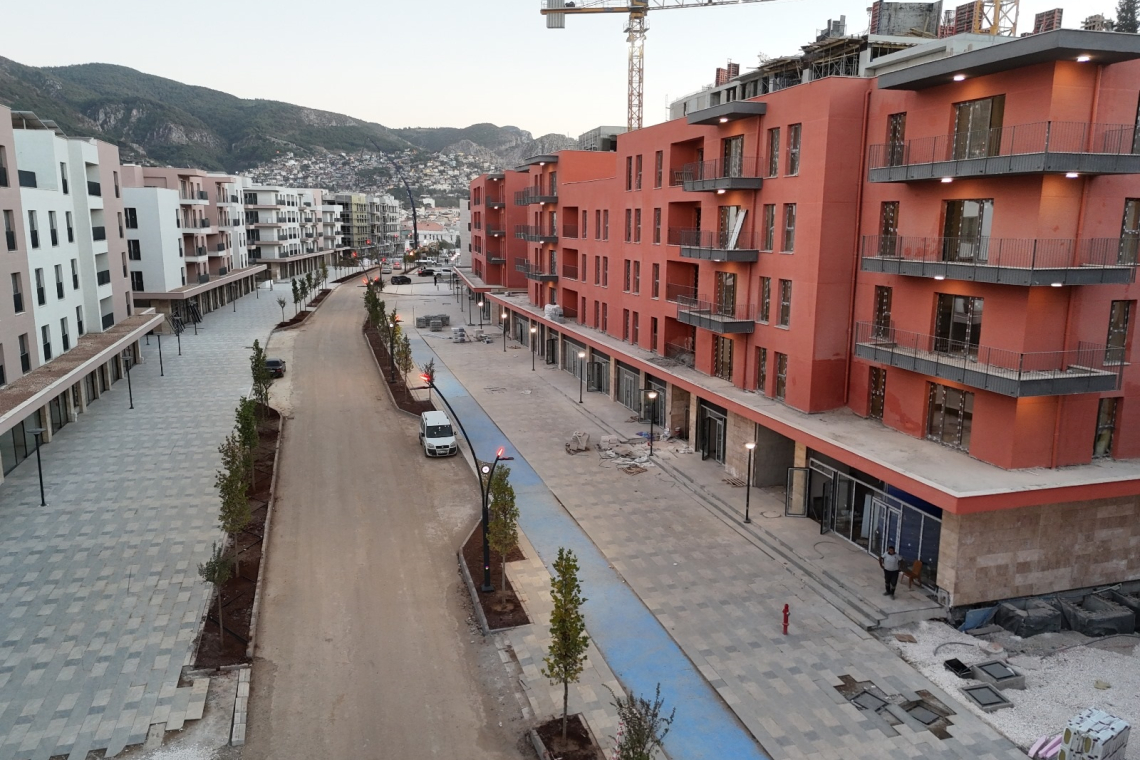 YENİLENEN ANTAKYA ATATÜRK CADDESİNE YENİ KİMLİK 