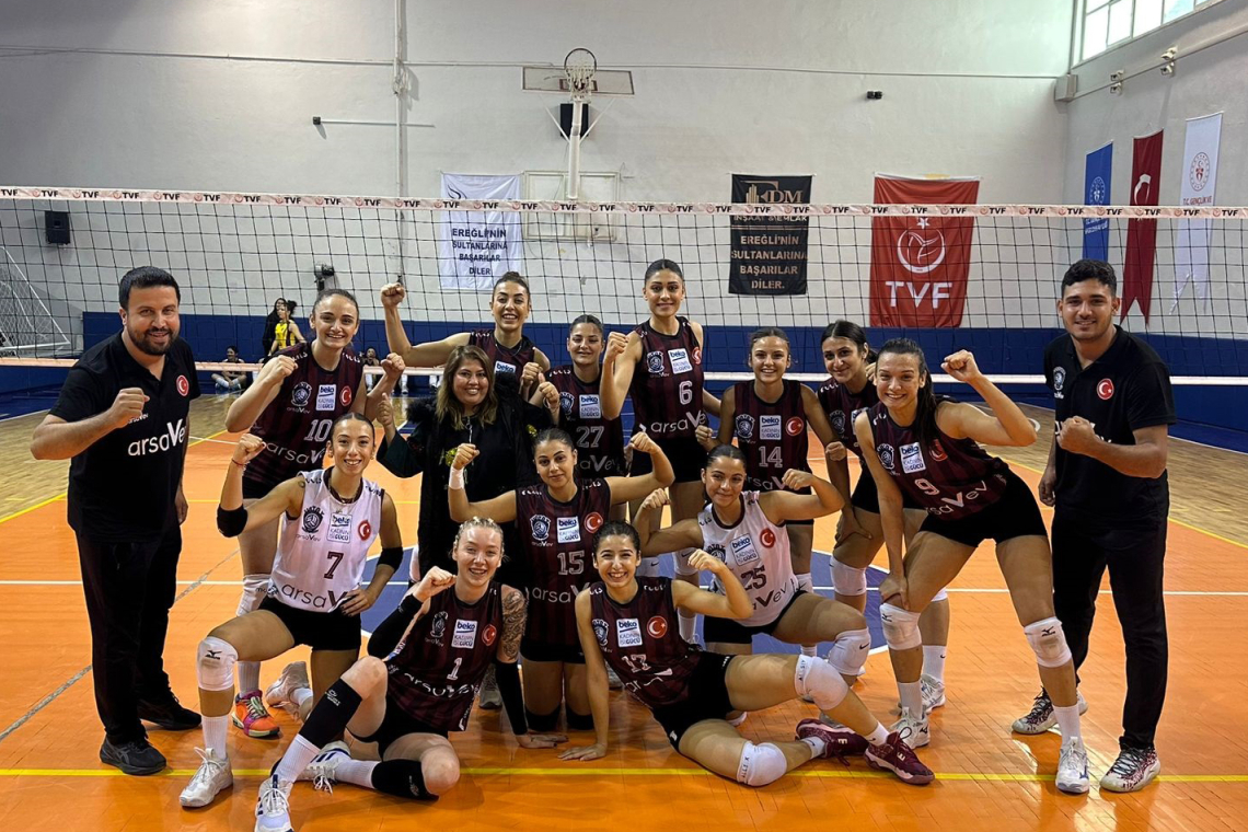 Voleybol'da 13. Grubun Lideri HATAY