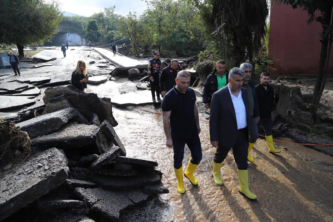 PAYAS SELE MAHKUM!..