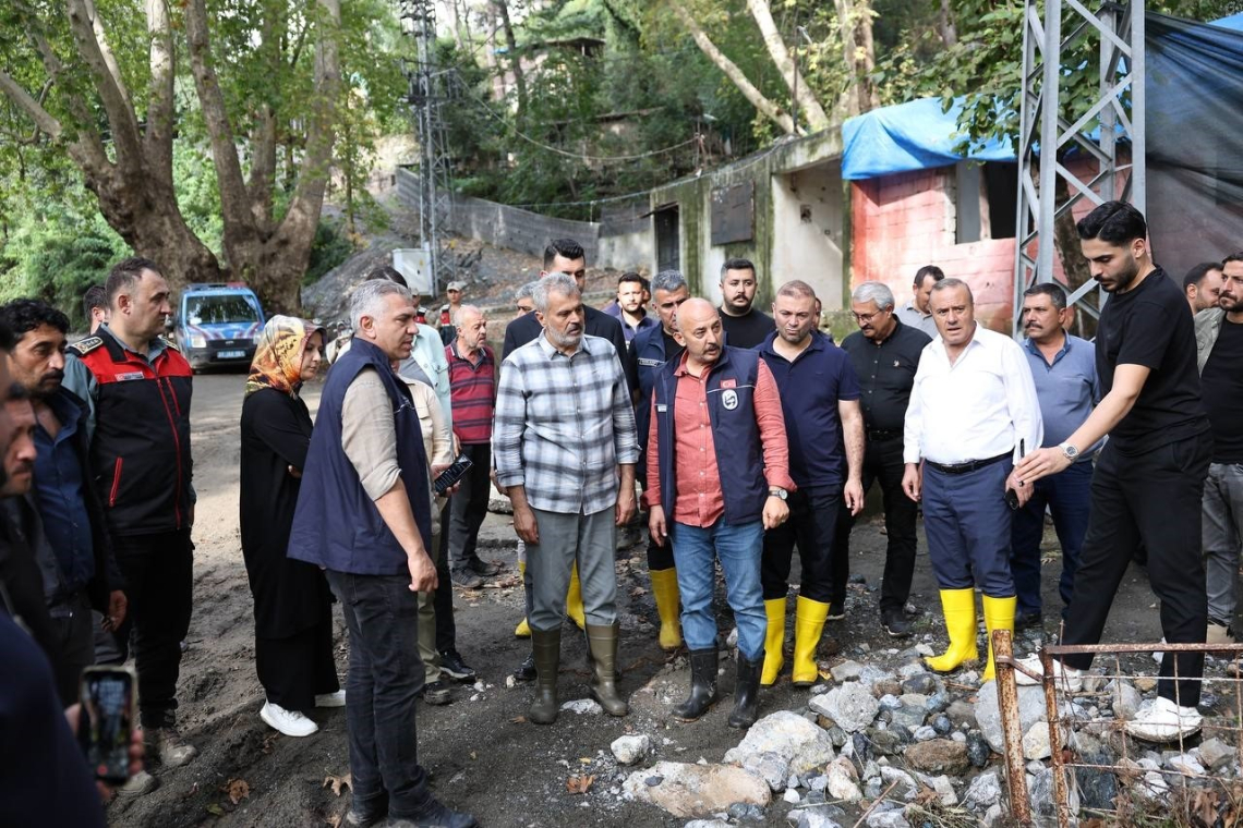 BAŞKAN ÖNTÜRK: SEL FELAKETİNİN YARALARI SARILACAK