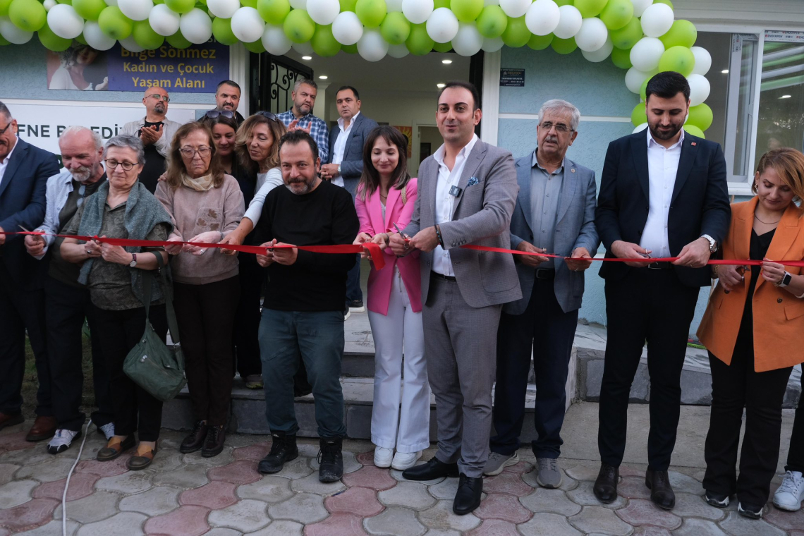 Defne'de Kültür ve Dayanışmanın Buluşma Noktası; Kütüp Kafe