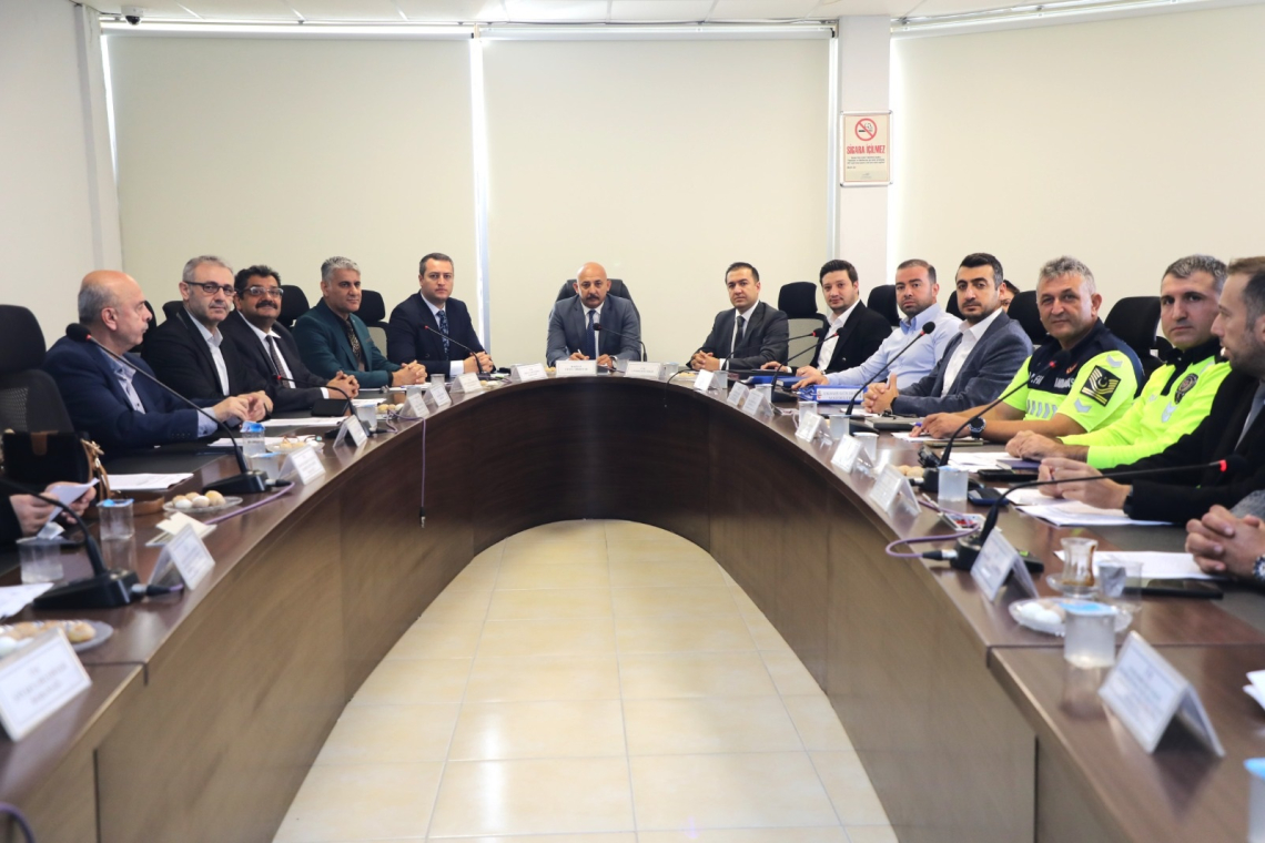 ANTAKYA İSTİKLAL CADDESİ'NDE ZEMİN İYİLEŞTİRME ÇALIŞMASI