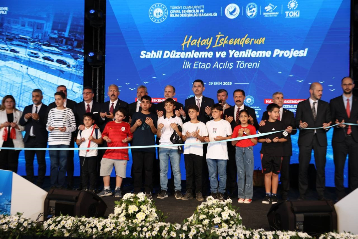 İSKENDERUN SAHİL PROJESİNİN İLK ETABINA AÇILIŞ