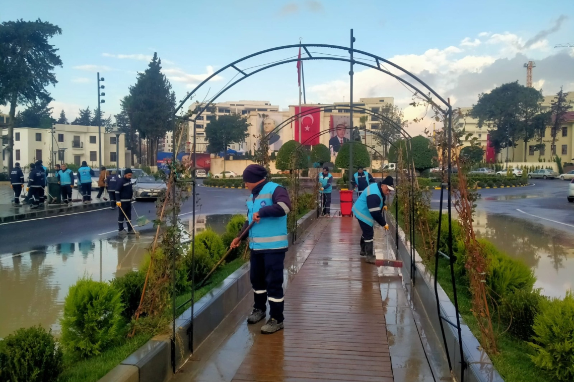 ANTAKYA’NIN İŞLEK NOKTALARINDA TEMİZLİK 