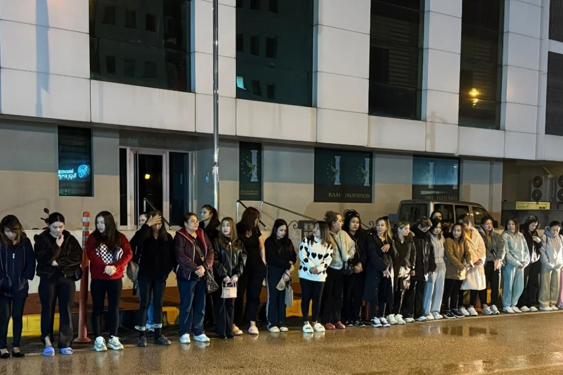 23 YABANCI UYRUKLU SINIR DIŞI EDİLDİ