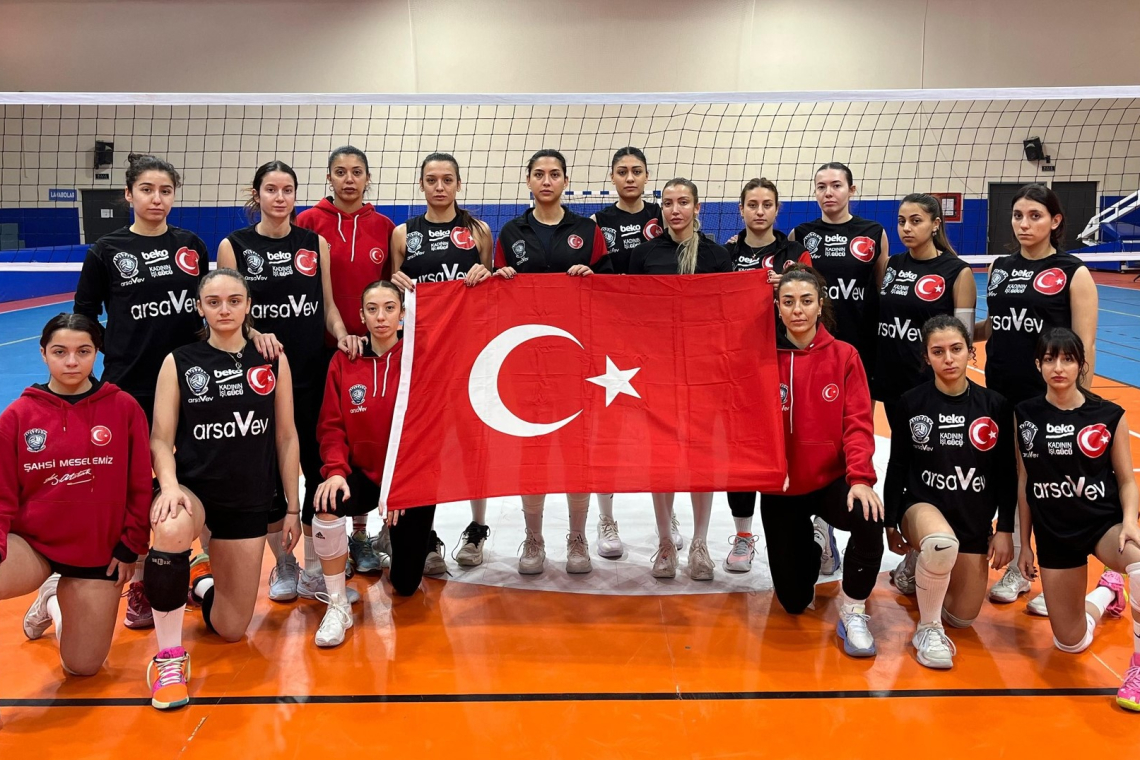 HATAY’IN SULTANLARINDAN SON ÇAĞRI: “SESİMİZİ DUYAN YOK MU?”