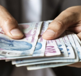 Emekli Öğretmenin Parasını Çalamadılar