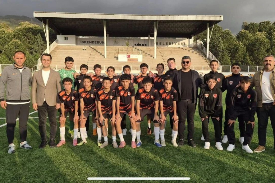 ERZİN BELEDİYESPOR FİNALE KALDI