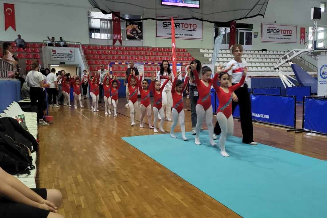 İSKENDERUN’DA ÇOCUK OLİMPİYATLARI COŞKUSU