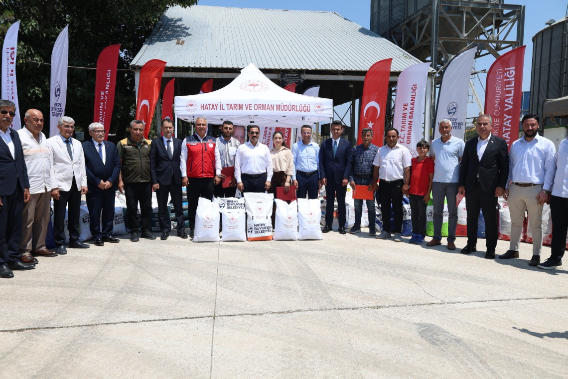 HBB’DEN ÜRETİCİLERE AYÇİÇEĞİ TOHUMU DESTEĞİ