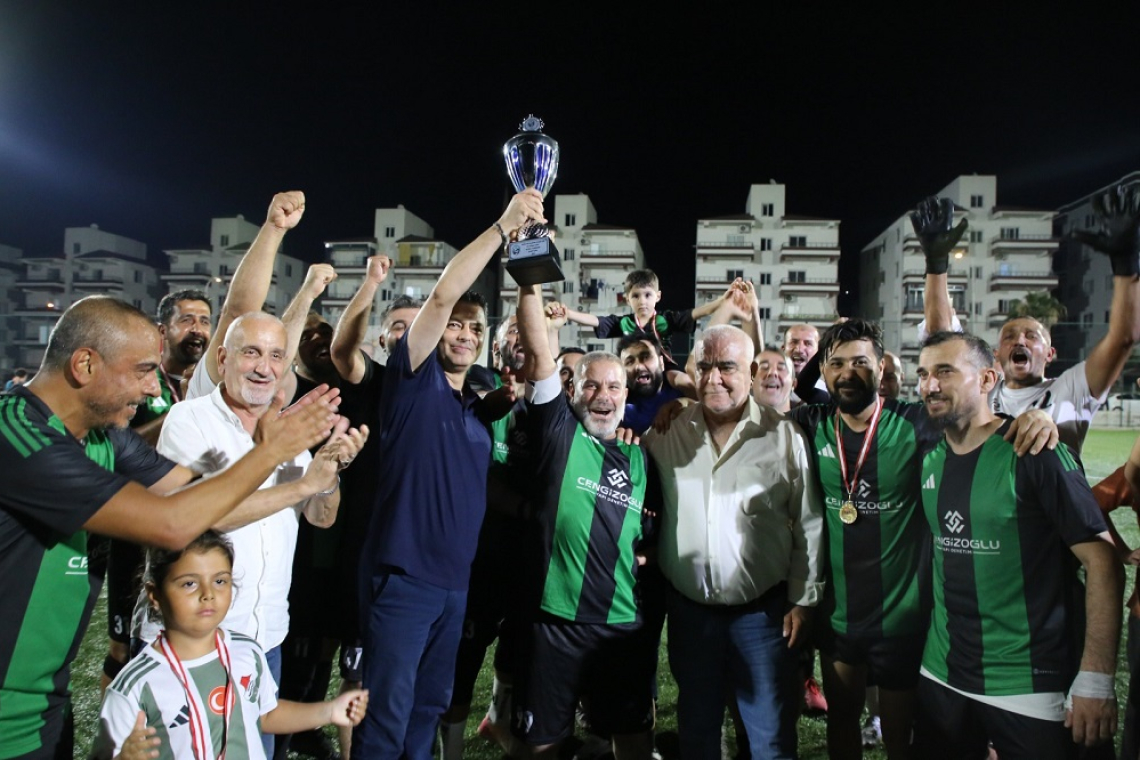 Kupanın Sahibi; İskenderun Meydan Hacıoğlu Baharat Takımının