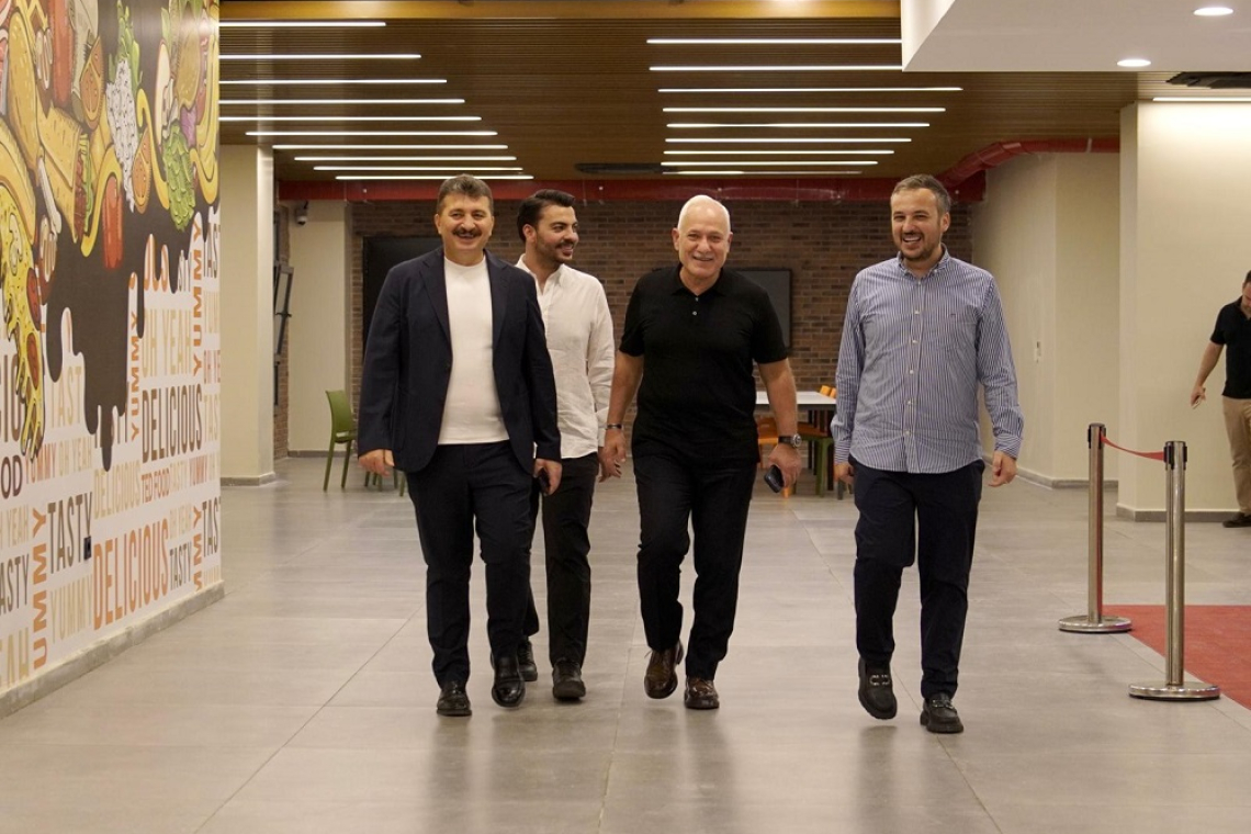 İskenderun'da Tosyalı-TED Dostluğu