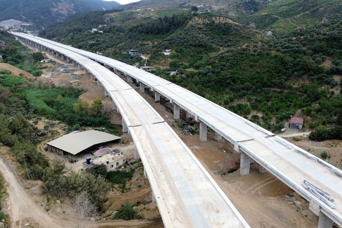 Belen-Antakya Otoyolu'nda Hedef; 2028