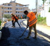 ÖZGÜN: DEFNE’DE ASFALT ÇALIŞMALARI DURMAYACAK